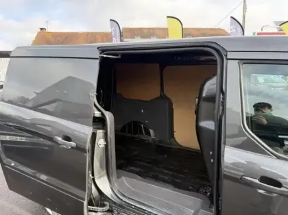 Photo 11 Ford Transit Connect  L2 1.5 TD 100ch Stop&Start Trend BVA