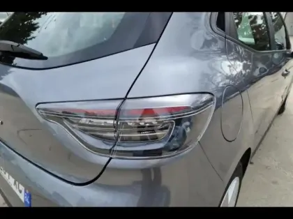 Photo 13 Renault Clio  1.5 Blue dCi 100ch Evolution - 24