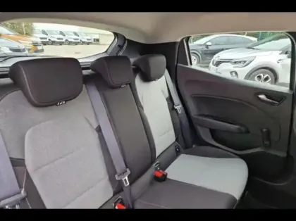 Photo 10 Renault Clio  1.5 Blue dCi 100ch Evolution - 24