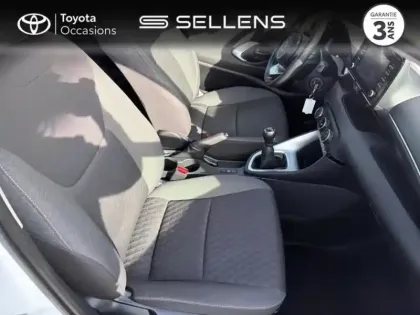 Photo 5 Toyota Yaris  120 VVT-i Dynamic 5p MY22