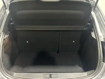 Photo 5 Peugeot 208  1.2 Hybrid 100ch Allure e-DCS6