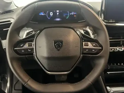 Photo 13 Peugeot 208  1.2 Hybrid 100ch Allure e-DCS6