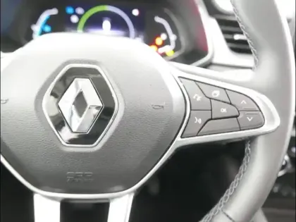 Photo 13 Renault Captur  1.6 E-Tech hybride 145ch Techno