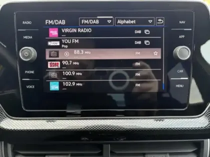 Photo 13 Volkswagen T-cross  1.5 TSI 150ch R-Line DSG7