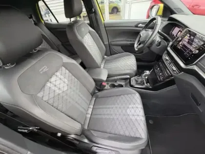 Photo 8 Volkswagen T-cross  1.5 TSI 150ch R-Line DSG7