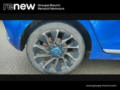 Photo 8 Renault Clio  1.6 E-Tech 145ch full hybrid esprit Alpine