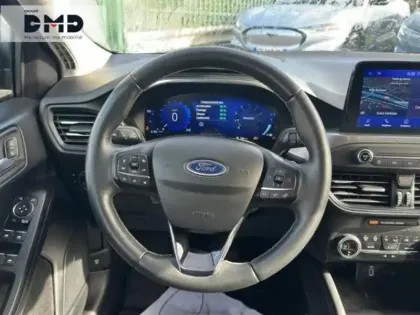 Photo 6 Ford Focus  1.0 EcoBoost 125ch Titanium X BVA