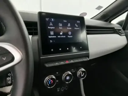 Photo 10 Renault Clio  1.6 E-Tech hybride 145ch Evolution