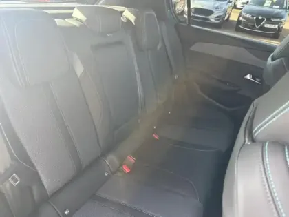 Photo 11 Peugeot 308  1.5 BlueHDi 130ch S&S Allure EAT8