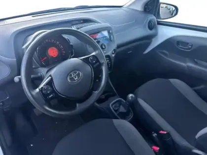 Photo 27 Toyota Aygo  1.0 VVT-i 72ch x-pro 5p MY21