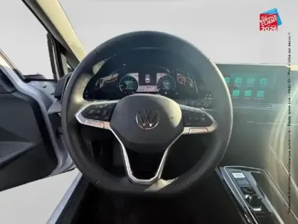 Photo 11 Volkswagen Golf  1.5 eTSI OPF 150ch Style DSG7 Sieges chauf GPS Camera