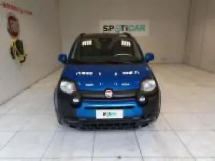 Photo 8 Fiat Panda  Classic 1.0 70ch BSG S&S Pandina Step 2