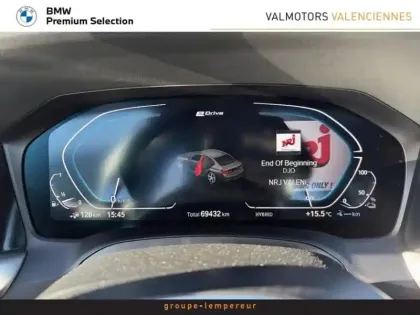 Photo 27 BMW Serie 3 Série 3 330eA xDrive 292ch M Sport