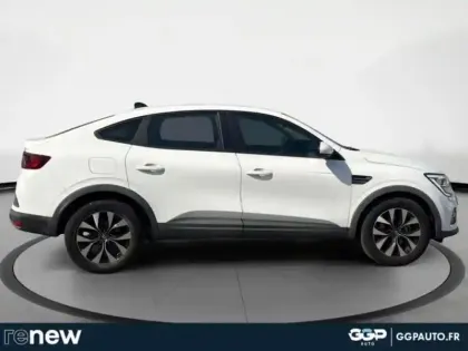 Photo 20 Renault Arkana  1.6 E-Tech 145ch Zen