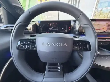 Photo 13 Lancia Ypsilon Gén. III Ph1 LX 5