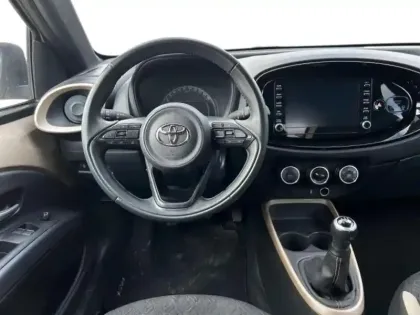Photo 10 Toyota Aygo  X 1.0 VVT-i 72ch Design