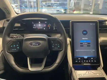 Photo 13 Ford Explorer  286ch Extended Range 77kWh Pack Premium RWD