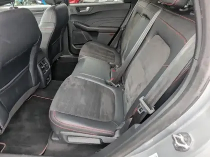 Photo 10 Ford Kuga  2.5 Duratec 190ch FHEV E85 ST-Line X BVA