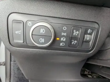 Photo 12 Ford Kuga  2.5 Duratec 190ch FHEV E85 ST-Line X BVA