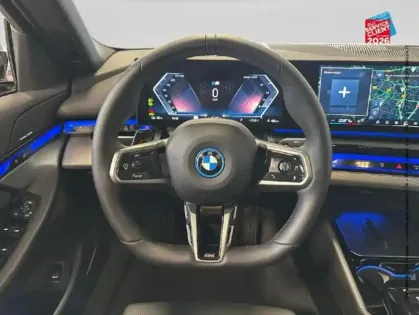 Photo 11 BMW Serie 5 Série 5 i5 340ch M Sport eDrive40
