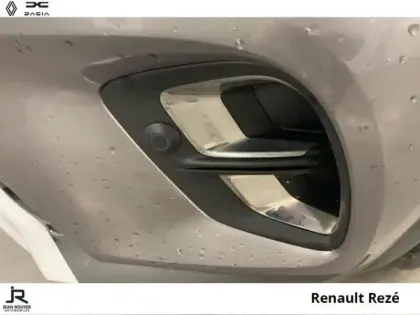 Photo 13 Renault Captur  1.6 E-Tech hybride 145ch Techno