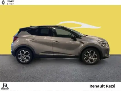 Photo 12 Renault Captur  1.6 E-Tech hybride 145ch Techno