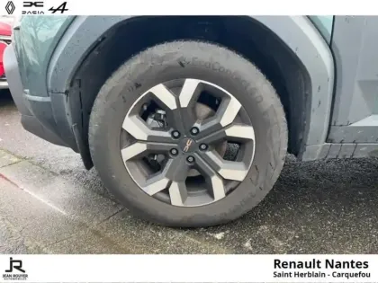 Photo 8 Dacia Duster  1.6 hybrid 140ch Extreme