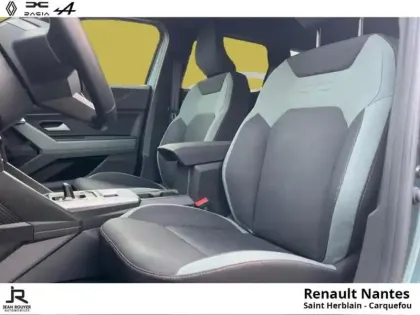 Photo 12 Dacia Duster  1.6 hybrid 140ch Extreme