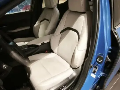 Photo 10 Lexus UX  250h Le 2WD Pack Technologie