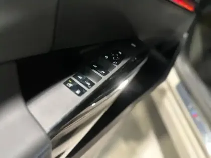 Photo 13 BMW X3  xDrive30e 299ch M Sport