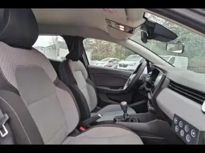 Photo 9 Renault Clio  1.5 Blue dCi 100ch Evolution - 24