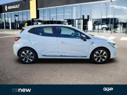 Photo 6 Renault Clio  1.6 E-Tech hybride 140ch Limited -21N