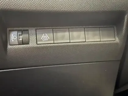 Photo 11 Peugeot 208  1.2 PureTech 75ch S&S Style