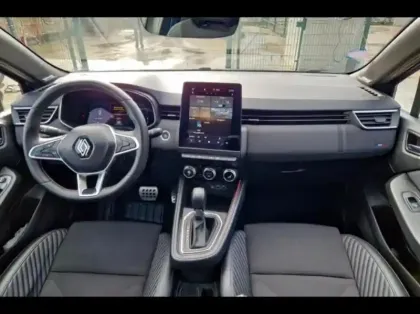 Photo 8 Renault Clio  1.6 E-Tech 145ch full hybrid esprit Alpine