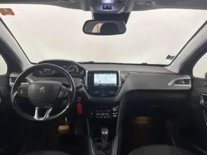 Photo 7 Peugeot 208  1.2 PureTech 110ch E6.c Allure S&S EAT6 5p