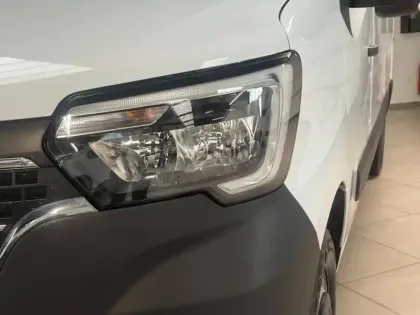 Photo 8 Renault Master  Fg F3300 L2H2 2.3 Blue dCi 135ch Grand Confort Euro6