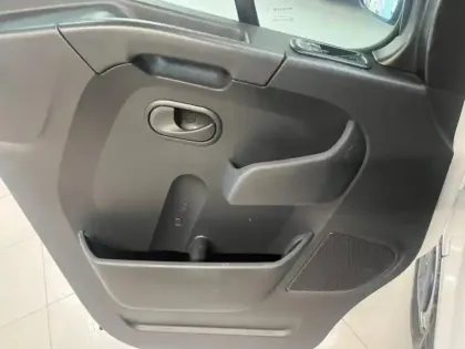 Photo 12 Renault Master  Fg F3300 L2H2 2.3 Blue dCi 135ch Grand Confort Euro6