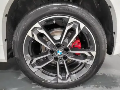 Photo 12 BMW X1  ieDrive20 204ch M Sport