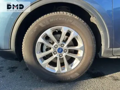 Photo 12 Ford Kuga  2.5 Duratec 190ch FHEV E85 Titanium BVA