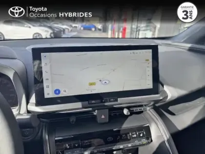 Photo 14 Toyota C-HR  2.0 Hybride Rechargeable 225ch Graphic MY26