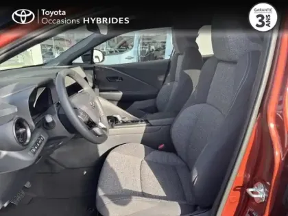 Photo 10 Toyota C-HR  2.0 Hybride Rechargeable 225ch Graphic MY26