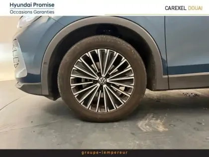 Photo 10 Volkswagen Tiguan  1.5 eTSI 150ch Elegance DSG7