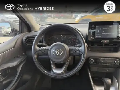 Photo 8 Toyota Yaris  116h Dynamic 5p MC24