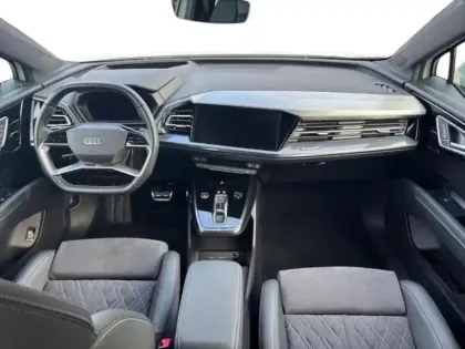 Photo 5 Audi Q4  Sportback e-tron 50 e-tron 299ch quattro S line