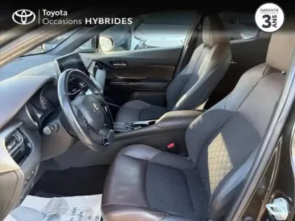 Photo 10 Toyota C-HR  122h Distinctive 2WD E-CVT