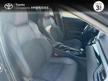 Photo 5 Toyota C-HR  122h Distinctive 2WD E-CVT