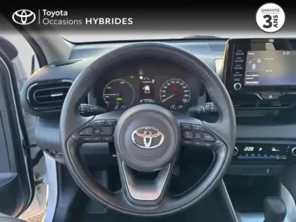 Photo 12 Toyota Yaris  116h Dynamic 5p MY22