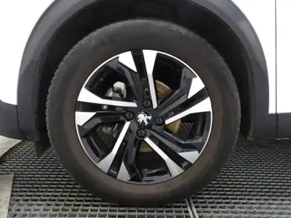 Photo 9 Peugeot 2008  1.2 PureTech 100ch S&S Allure Business