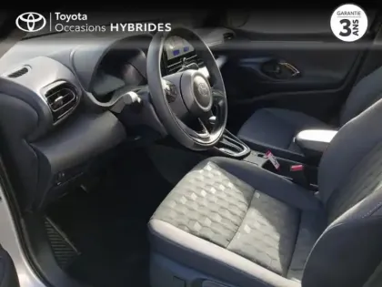 Photo 12 Toyota Yaris  116h Design 5p MY25