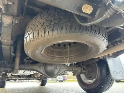 Photo 9 Toyota Hilux  2.4 D-4D 150ch X-Tra Cabine Légende 4WD